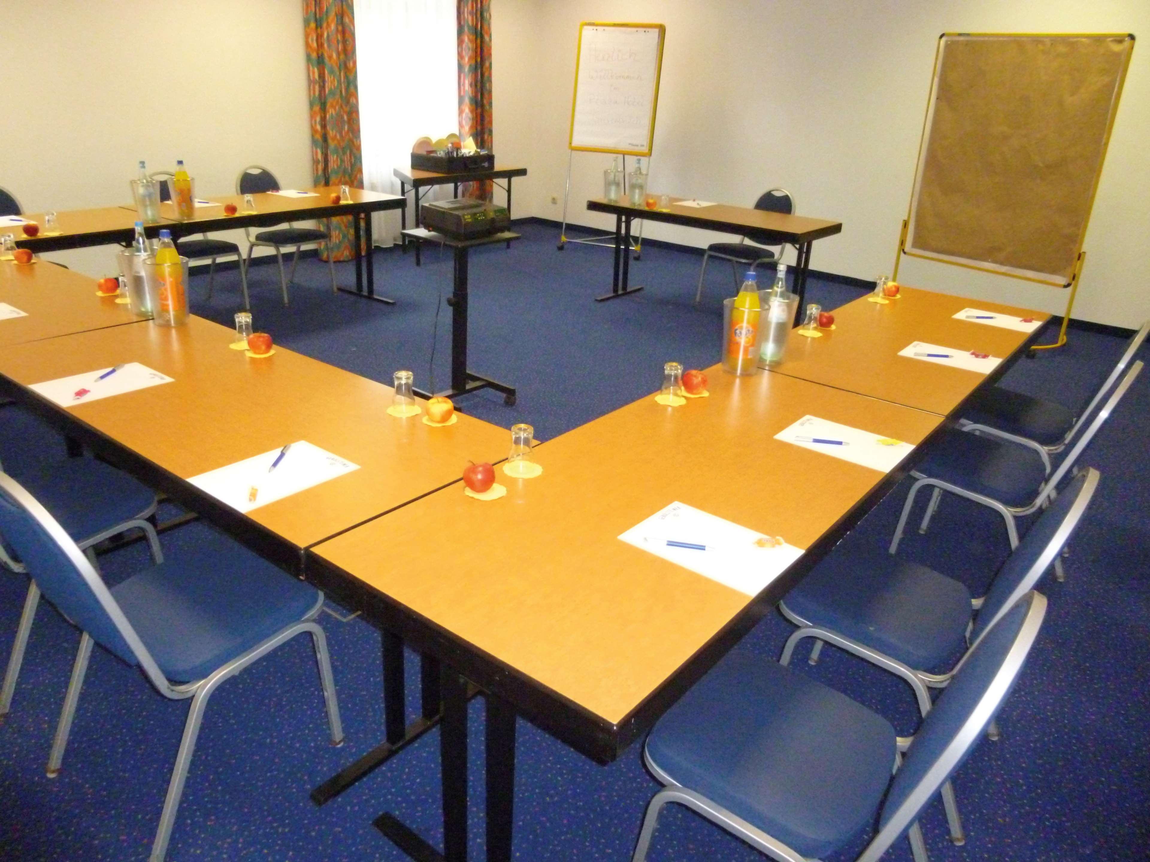 Best Western Plaza Hotel Grevenbroich Esterno foto